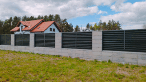 Jak wybrać dostawcę ogrodzeń w Białymstoku