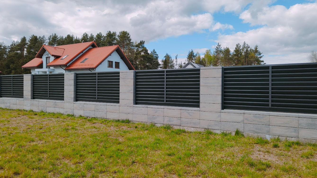 Jak wybrać najlepszego dostawcę ogrodzeń w Białymstoku?